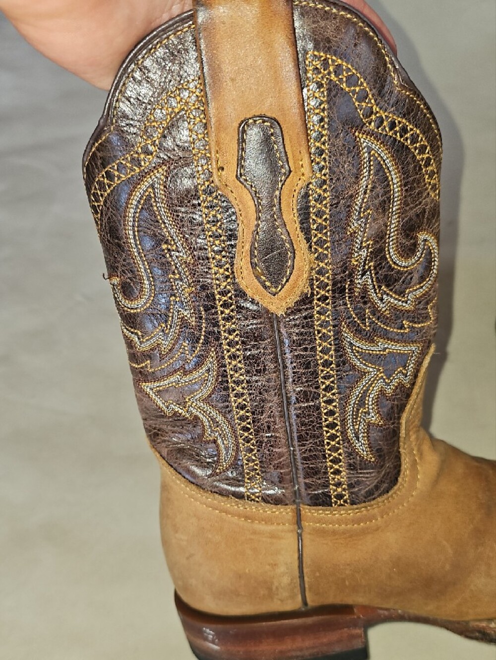 Boys, Two-Tone Tan Western Cowboy Boots with Embroidered Shaft - Picture 9 of 13